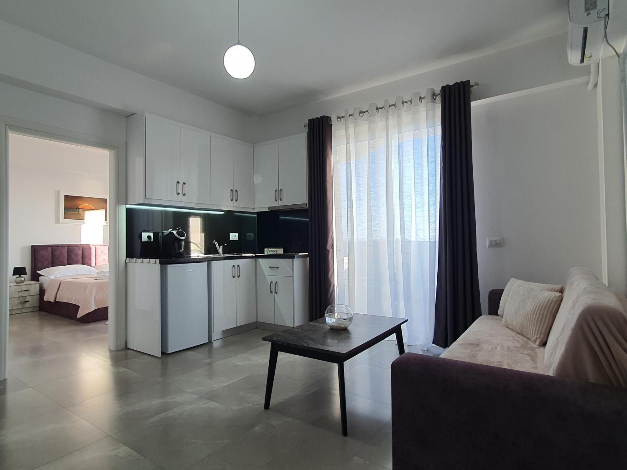 Flore Rooms Sarandë Eksteriør bilde