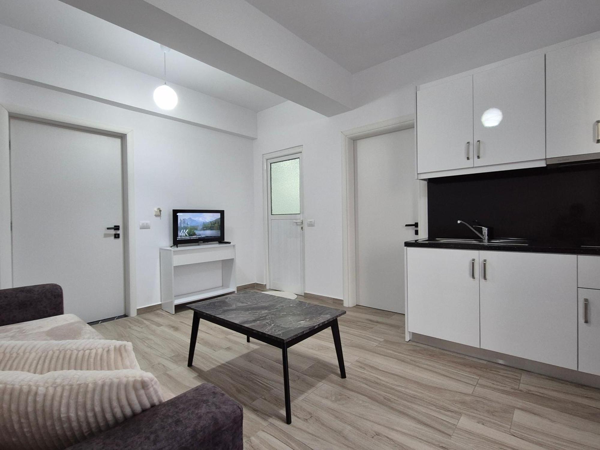 Flore Rooms Sarandë Eksteriør bilde