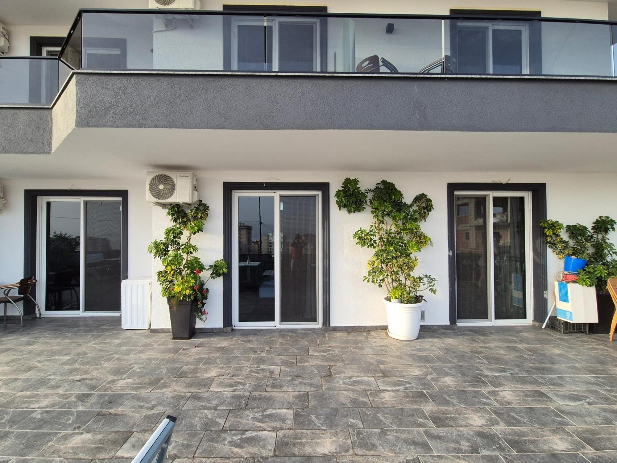 Flore Rooms Sarandë Eksteriør bilde