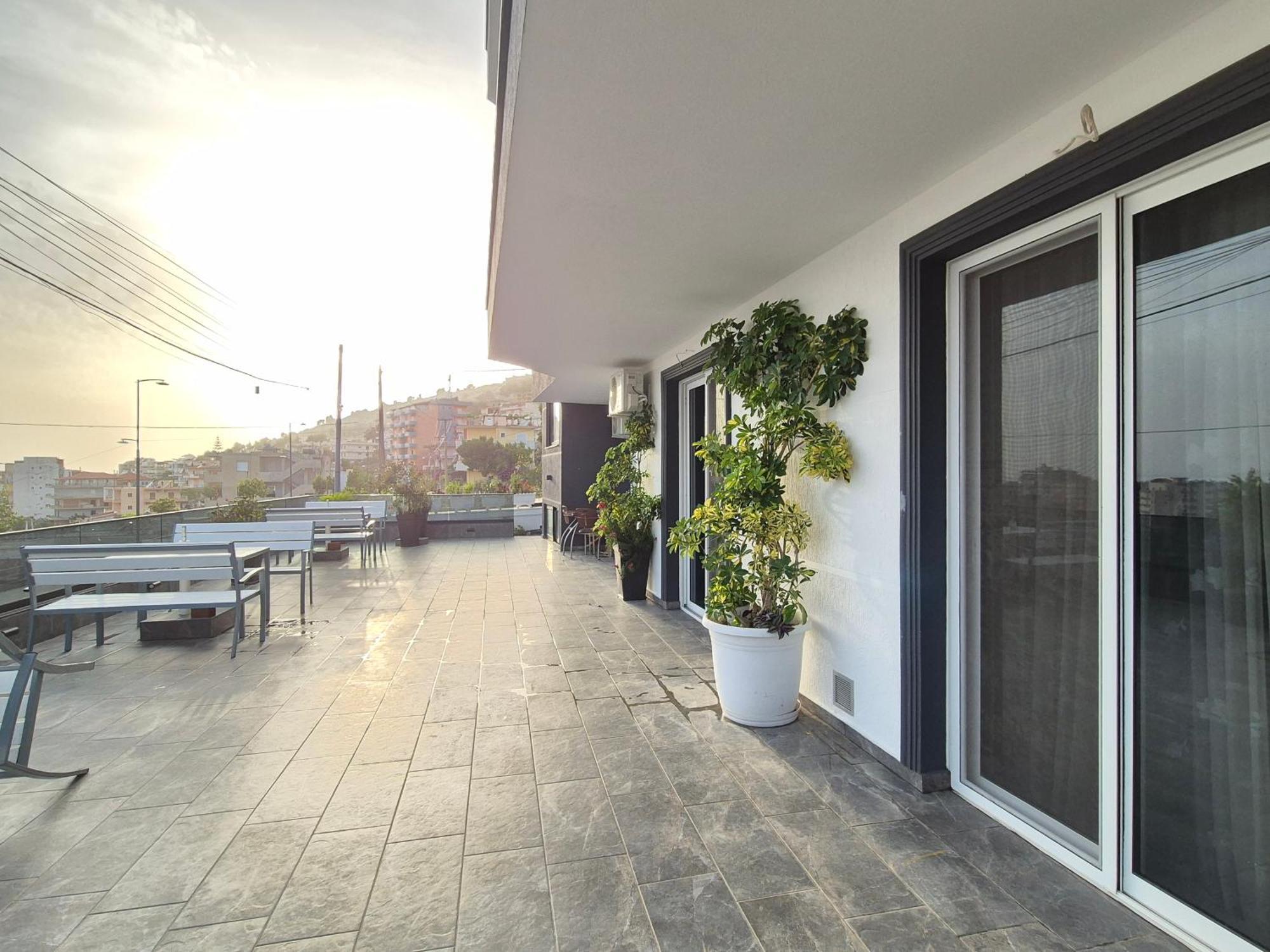 Flore Rooms Sarandë Eksteriør bilde