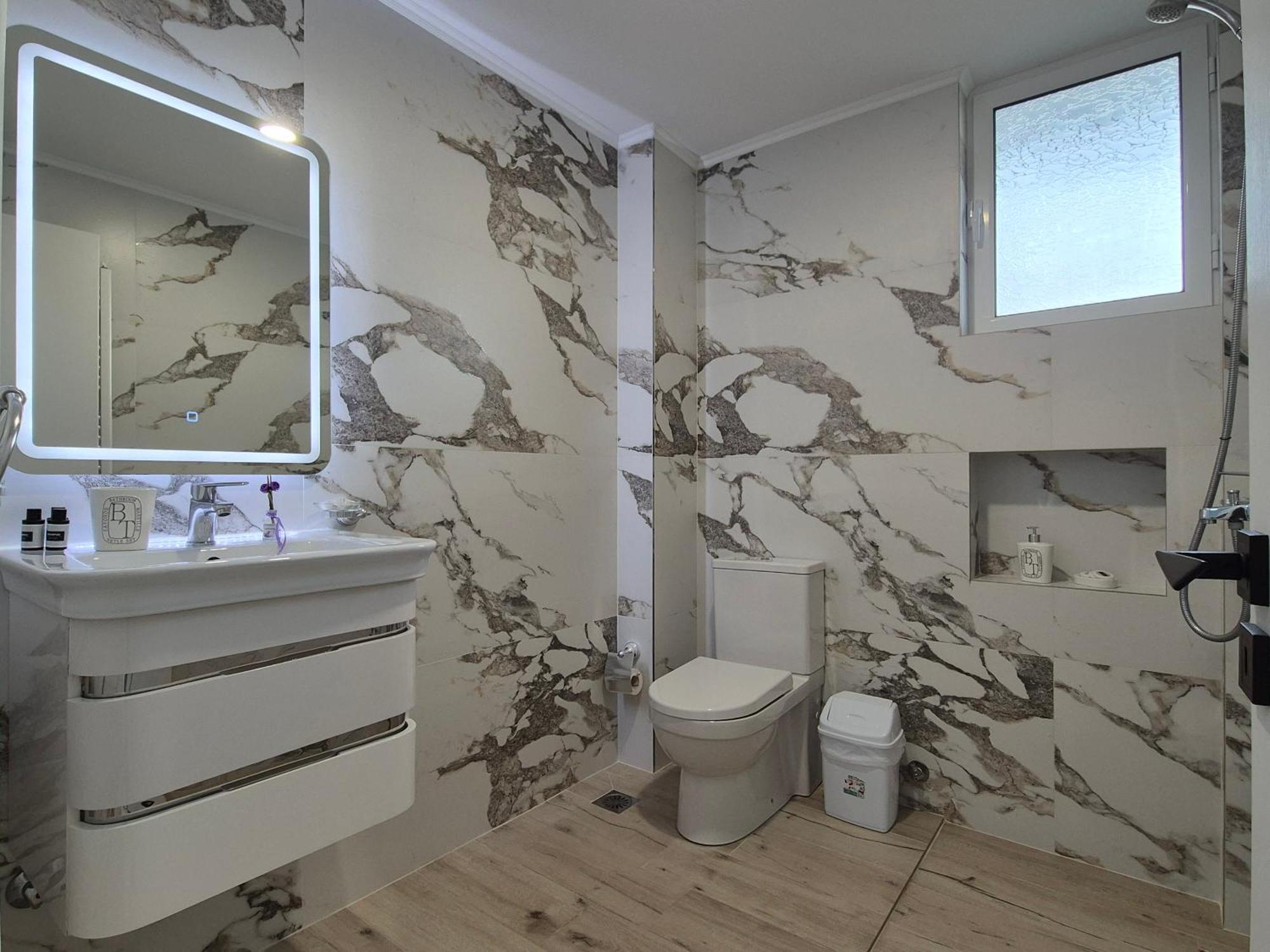 Flore Rooms Sarandë Eksteriør bilde